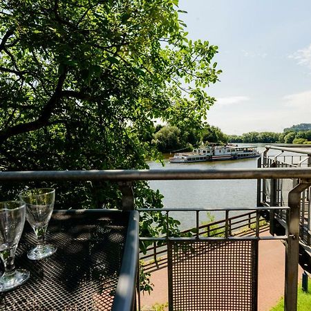 Weserwohnung - Bootshaus Urlaub Am Wasser Hamelin Exterior photo